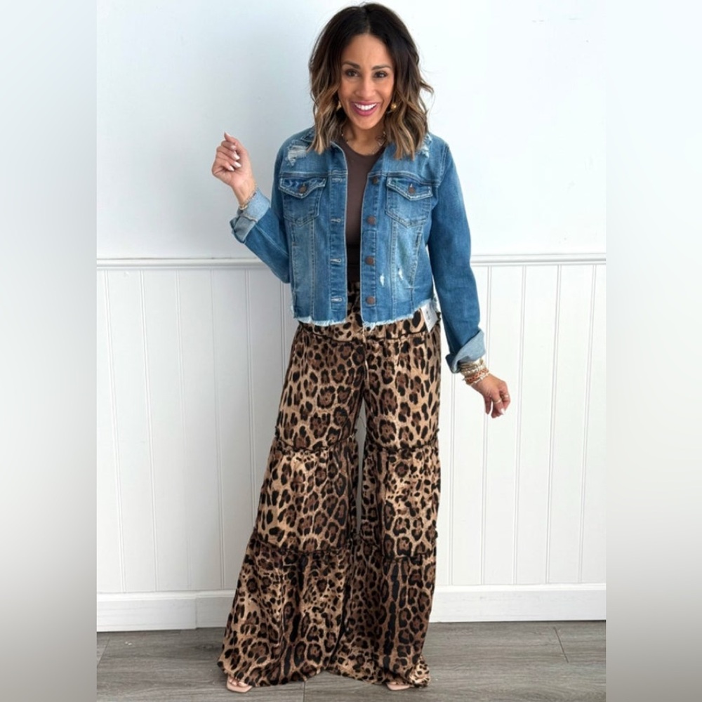 Leopard tiered wide leg pants